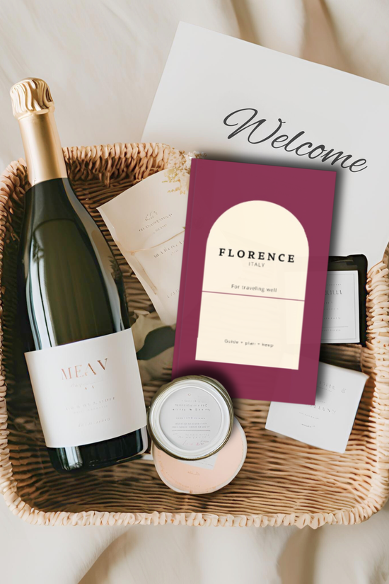 Florence Travel Planner: Explore Tuscany & Plan Your Italy Trip Book by Travwell