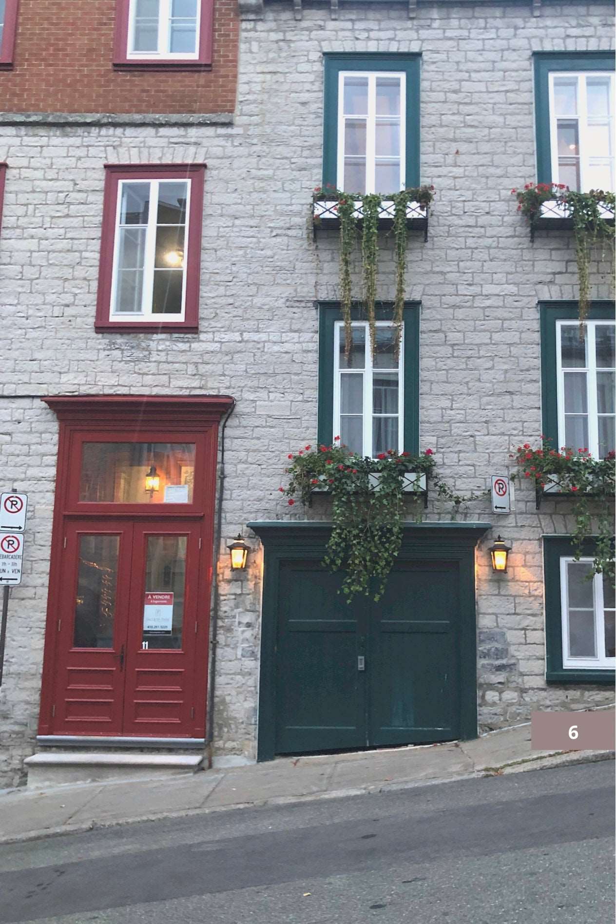 Quebec City Travel Guidebook: Get Culture, Cafés, & Itinerary Tips Book by Travwell
